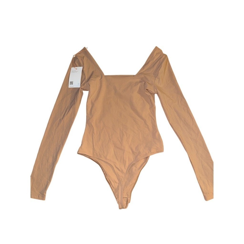 Quince Second Skin Bodysuit Womens XS Beige Square Neck L/S layering thong‎ snap - Picture 4 of 8